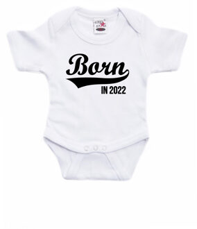 Bellatio Decorations Born in 2022 cadeau baby rompertje wit babys 56 (1-2 maanden)