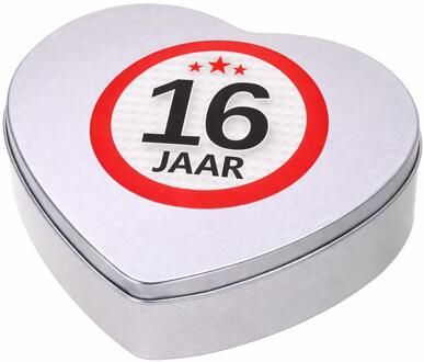 Bellatio Decorations Cadeau 16 jaar - hartjes snoep blik met leeftijd etiket - 18x17 cm - verpakking - verjaardag