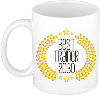 Bellatio Decorations Cadeau koffie/thee mok - de beste trainer van 2030 - wit - 300 ml - keramiek