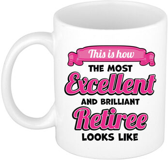 Bellatio Decorations Cadeau koffie/thee mok - excellent gepensioneerde - wit - keramiek - 300 ml