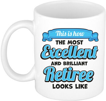 Bellatio Decorations Cadeau koffie/thee mok - excellent gepensioneerde - wit - keramiek - 300 ml