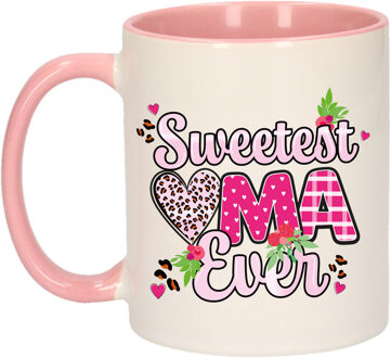Bellatio Decorations Cadeau koffie/thee mok oma - roze oor - liefste oma ooit - 300 ml