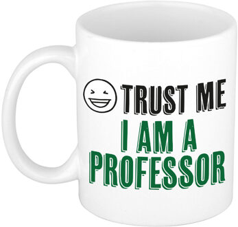 Bellatio Decorations Cadeau koffie/thee mok - trust me I am a professor - groen - keramiek - 300 ml