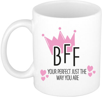 Bellatio Decorations Cadeau koffie/thee mok voor BFF - kroon/hartjes - wit - 300 ml - keramiek