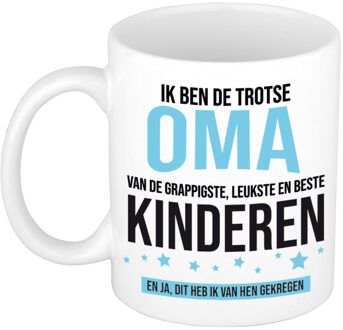 Bellatio Decorations Cadeau koffie/thee mok voor oma - blauw - trotse oma - keramiek - 300 ml