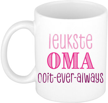 Bellatio Decorations Cadeau koffie/thee mok voor Oma - roze - de leukste Oma - keramiek - 300 ml