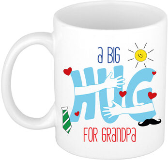 Bellatio Decorations Cadeau koffie/thee mok voor opa - wit - big hug - 300 ml - verjaardag