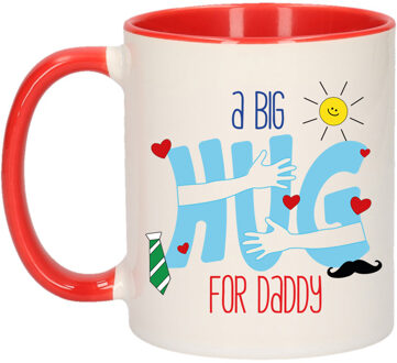 Bellatio Decorations Cadeau koffie/thee mok voor papa - rood - big hug - 300 ml - Vaderdag