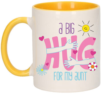 Bellatio Decorations Cadeau koffie/thee mok voor tante - geel - big hug - keramiek - 300 ml - Verjaardag