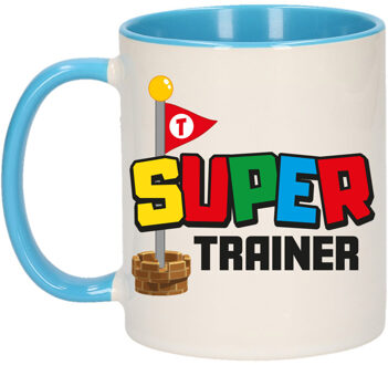 Bellatio Decorations Cadeau koffie/thee mok voor trainer/coach - blauw - super trainer - 300 ml