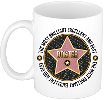 Bellatio Decorations Cadeau koffiemok voor de beste dokter - walk of fame - keramiek - 300 ml