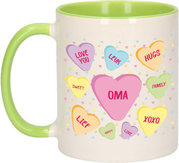 Bellatio Decorations Cadeau koffiemok voor oma - hartjes snoepjes - groen - verjaardag - feest mokken