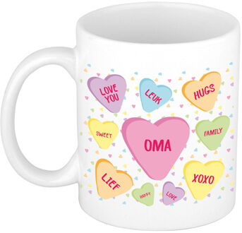 Bellatio Decorations Cadeau koffiemok voor oma - hartjes snoepjes - wit - verjaardag - feest mokken