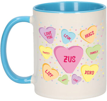 Bellatio Decorations Cadeau koffiemok voor zus/zusje - hartjes snoepjes - blauw - verjaardag - feest mokken