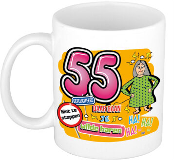 Bellatio Decorations cadeau mok 55 jaar - daar gaan je wilde haren - keramiek - 300 ml - feest mokken Wit
