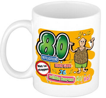 Bellatio Decorations cadeau mok 80 jaar - daar gaan je wilde haren - keramiek - 300 ml - feest mokken Wit