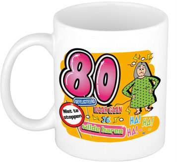 Bellatio Decorations cadeau mok 80 jaar - daar gaan je wilde haren - keramiek - 300 ml - feest mokken Wit