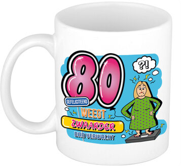 Bellatio Decorations Cadeau mok - 80 weegt zwaarder dan verwacht - keramiek - 300 ml