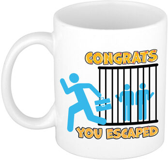 Bellatio Decorations Cadeau mok voor collega - blauw - you escaped - afscheid/pensioen - keramiek - 300 ml