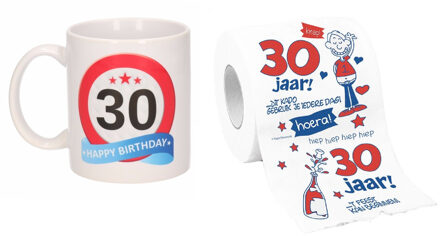 Bellatio Decorations Cadeau set voor 30e verjaardag - Koffie mok en funny Wc-rol - Voor mannen van 30 - feest mokken Multikleur