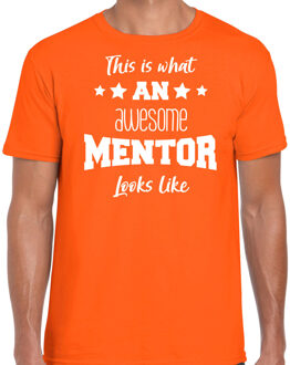 Bellatio Decorations cadeau t-shirt voor heren - awesome mentor - docent/leraar bedankje - oranje 2XL