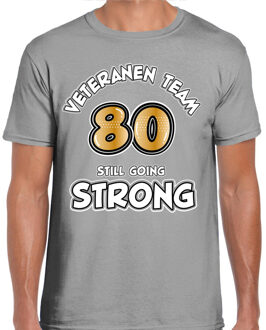 Bellatio Decorations Cadeau T-shirt voor heren - veteranen team - grijs - verjaardag - 80 jaar