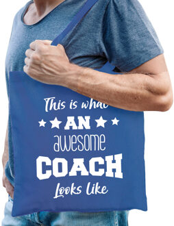 Bellatio Decorations cadeau tas coach - katoen - blauw - This is what an awesome coach looks like - Feest Boodschappenta