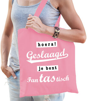 Bellatio Decorations Cadeau tas geslaagd/afgestudeerd - roze - katoen - 42 x 38 cm