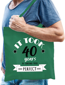 Bellatio Decorations Cadeau tas voor heren - 40 en perfect - groen - katoen - 42 x 38 cm - veertig - shopper