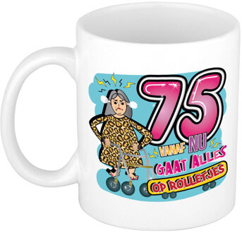 Bellatio Decorations Cadeau / Verjaardag mok 75 jaar - vrouw - rollator- keramiek - vrouwen cadeautjes - feest mokken Roze