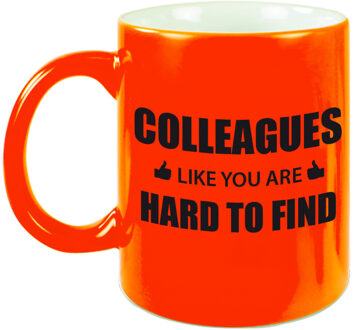Bellatio Decorations Collega cadeau mok / beker neon oranje colleagues like you are hard to find