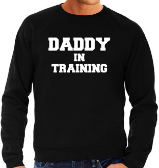 Bellatio Decorations Daddy in training - sweater zwart voor heren - papa kado trui / aanstaande vader cadeau / papa in verwachting L