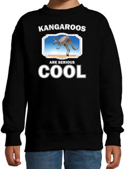 Bellatio Decorations Dieren kangoeroes sweater zwart kinderen - kangaroos are serious cool trui jongens/ meisjes - cadeau kangoeroe/ kangoeroes liefhebber 12-13 jaar (152/164)