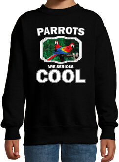 Bellatio Decorations Dieren papegaaien sweater zwart kinderen - parrots are serious cool trui jongens/ meisjes - cadeau papegaai/ papegaaien liefhebber 3-4 jaar (98/104)