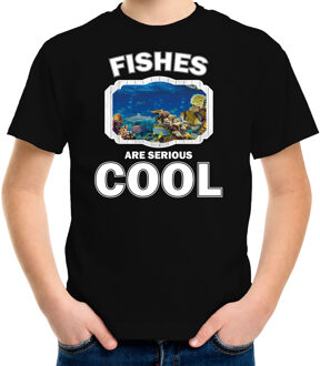 Bellatio Decorations Dieren vissen t-shirt zwart kinderen - fishes are serious cool shirt  jongens/ meisjes - cadeau shirt vis/ vissen liefhebber L (146-152)