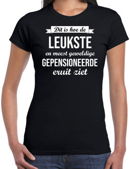 Bellatio Decorations Dit is hoe de leukste en meest geweldige gepensioneerde eruit ziet cadeau t-shirt / shirt - zwart met witte letters - voor dames - Pensioen / VUT kado shirt XS