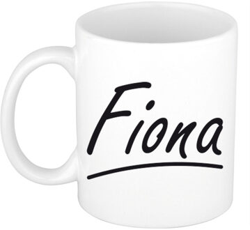 Bellatio Decorations Fiona Naam koffiemok - beker - met sierlijke letters - wit - 300 ml - Cadeau - Dames