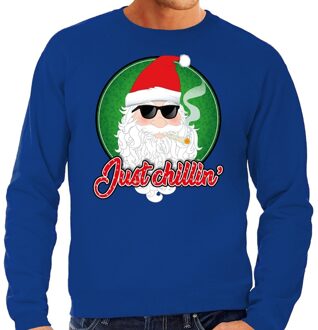 Bellatio Decorations Foute Kersttrui just chillin - blowende kerstman - blauw - heren - kerstborrel - sweater L (52)