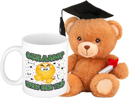 Bellatio Decorations Geslaagd cadeau mok / beker met knuffelbeer - werd eens tijd - keramiek - Ca. 300ml