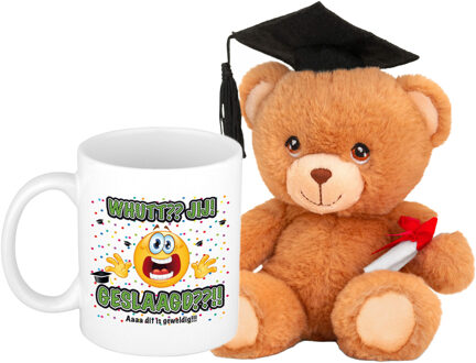 Bellatio Decorations Geslaagd cadeau mok / beker met knuffelbeer - Whutt jij geslaagd - keramiek - Ca. 300ml
