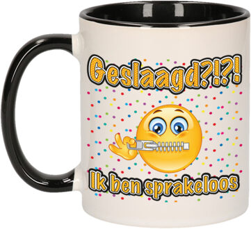 Bellatio Decorations Geslaagd cadeau mok - zwart - Geslaagd?!?! Sprakeloos - Ca. 300 ml - feest mokken