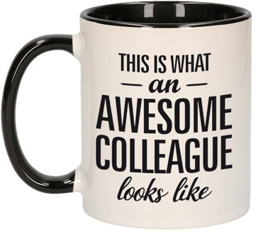 Bellatio Decorations Geweldige collega - koffie mok / beker - zwart/wit - 300 ml - 9.5 cm x 8.2 cm - Cadeau - kantoor