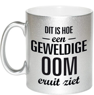 Bellatio Decorations Geweldige oom cadeau mok / beker zilverglanzend 330 ml - feest mokken Zilverkleurig