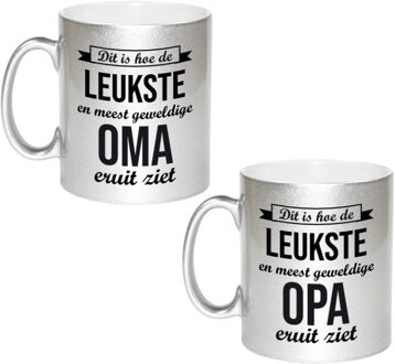 Bellatio Decorations Geweldige opa/oma koffie mokken / bekers - verjaardag cadeau set 2x - 300 ml - Zilver - Keramiek