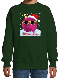 Bellatio Decorations Groene coole kersttrui / kerstkleding Christmas party voor meisjes met stoere kerstbal bedrukking 12-13 jaar (152/164)