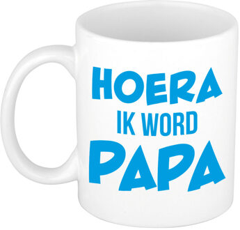 Bellatio Decorations Hoera ik word papa cadeau mok / beker wit met blauwe letters 300 ml - feest mokken