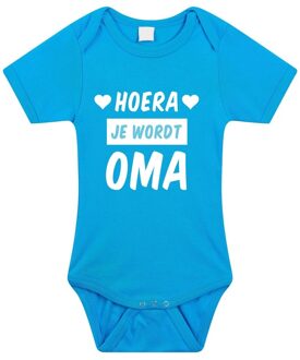 Bellatio Decorations Hoera je wordt oma cadeau baby rompertje blauw voor jongens