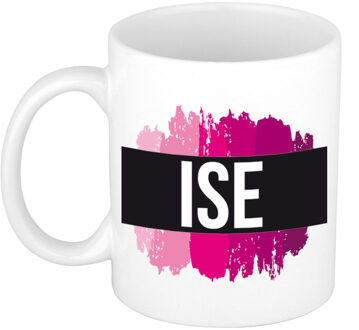 Bellatio Decorations Ise naam cadeau koffie mok - beker - met roze verfstrepen - Cadeau collega - moederdag