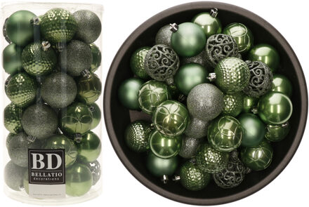 Bellatio Decorations Kerstballen - 74x st - salie groen - D6 cm - kunststof - onbreekbaar - kerstversiering