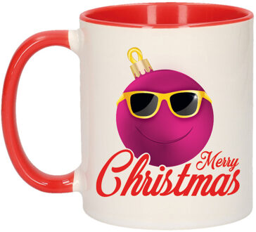 Bellatio Decorations Kerstcadeau mok / beker rood Merry Christmas roze smiley kerstbal 300 ml - Bekers